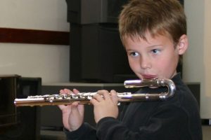 Matt with round headed flute